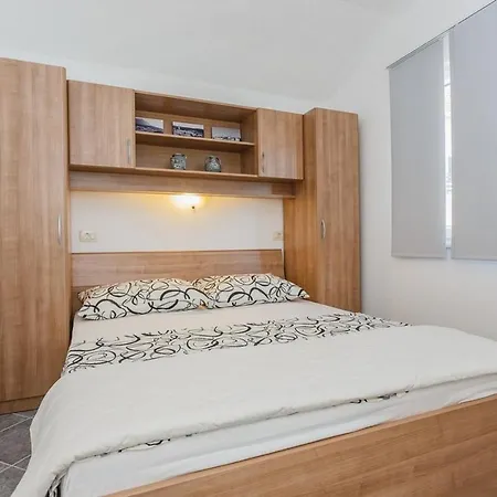 By The Sea Mastrinka, Ciovo - 22976 *